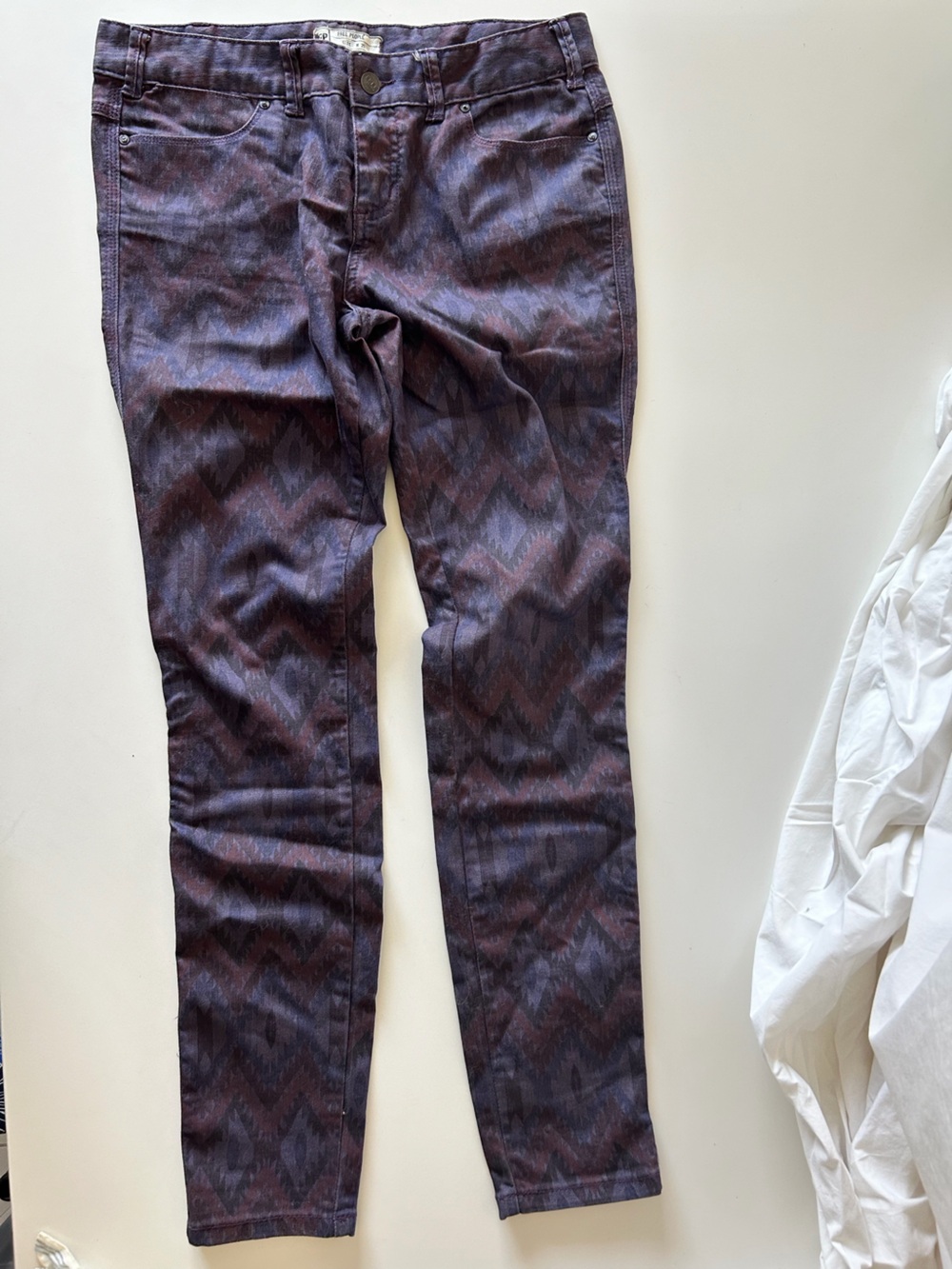 Free People Women's Patterned Slim Fit Jeans - Ikat Deep Purple/Burgundy